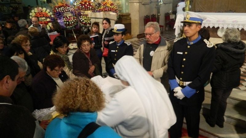 La comunidad se dispone a despedir los restos mortales de Mons. Miani