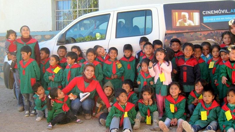 El cine móvil del INCAA y Cultura, en los jardines y en Belén