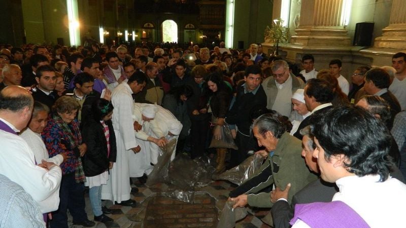 Emoción y gratitud, en la despedida de Monseñor Miani