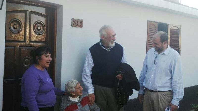 El APRa de Guzmán continúa de campaña en Capital e interior