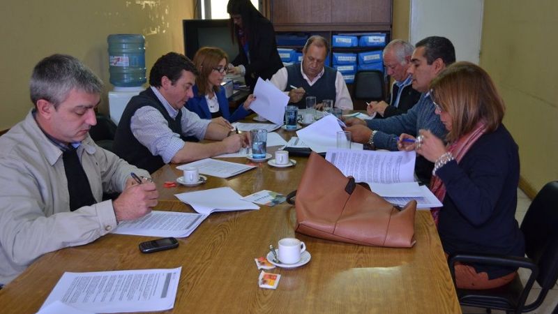 Avanza exención de ingresos brutos para pequeños contribuyentes