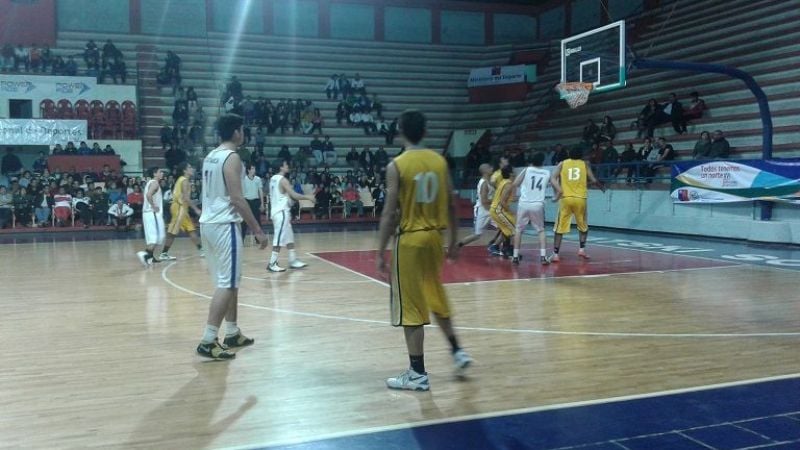 Derrota del básquet masculino en su tercera presentación
