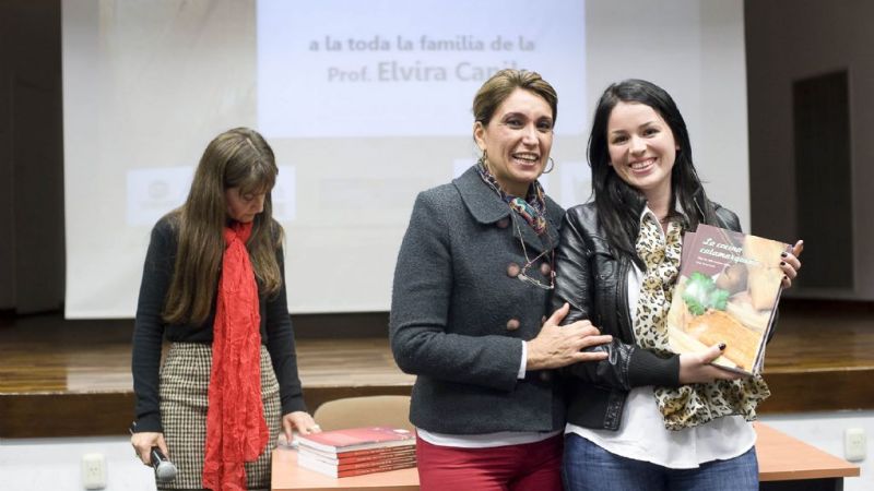 Con un homenaje a Elvira Canil, se presentó la reedición de “La Cocina Catamarqueña”