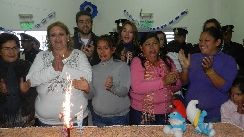Festejos por un nuevo aniversario del comedor “Los Pitufos”
