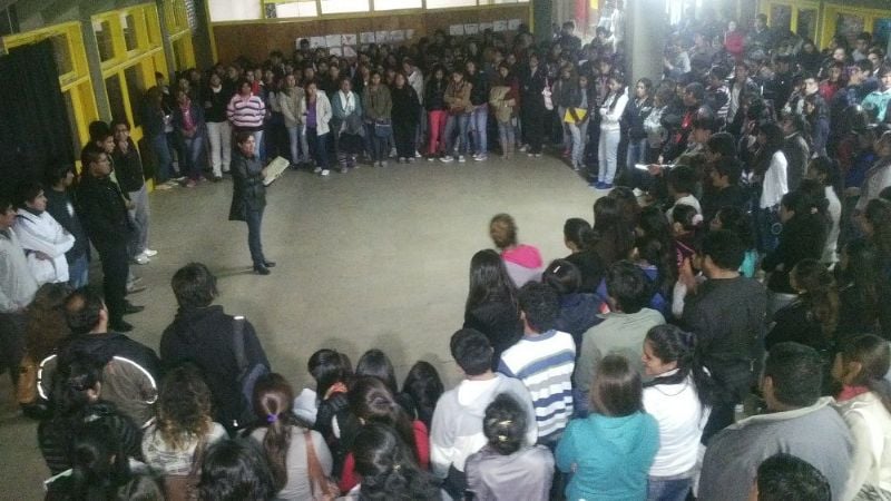 Alumnos acusan a la normalizadora por autoritarismo