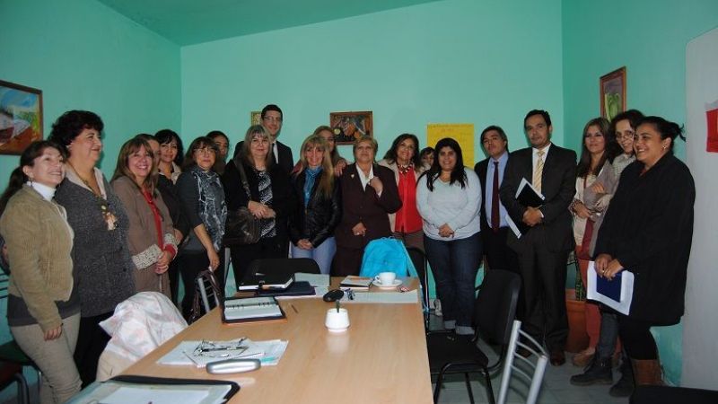 Avanzan Nación y provincia, en políticas públicas de género