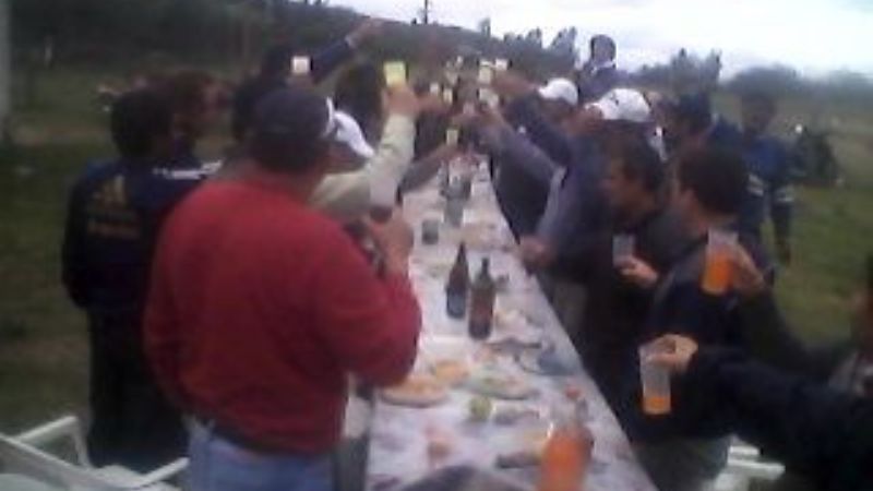 Empleados castigados por festejar el Día del Trabajador