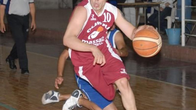 Villa Cubas es el líder en el Apertura de Básquetbol