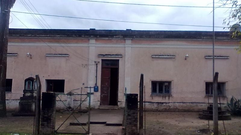 Escuela deteriorada por las lluvias en El Alto
