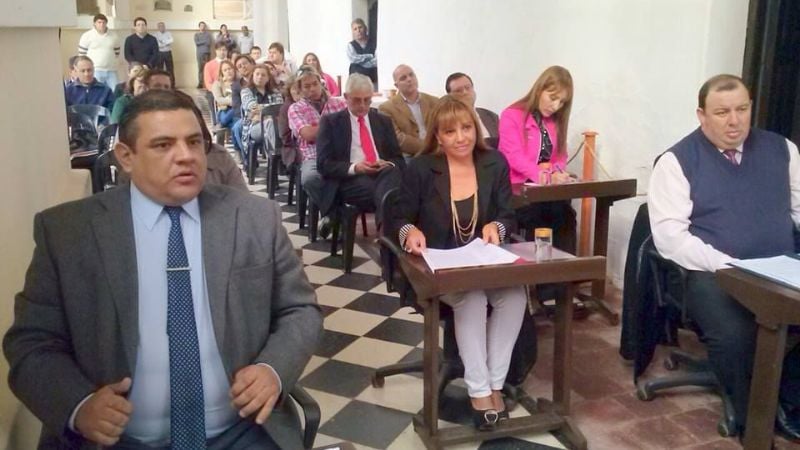 Concejales sesionan en la Casa Natal de FME
