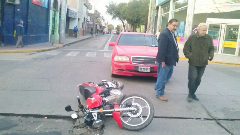 Accidente en República y Salta