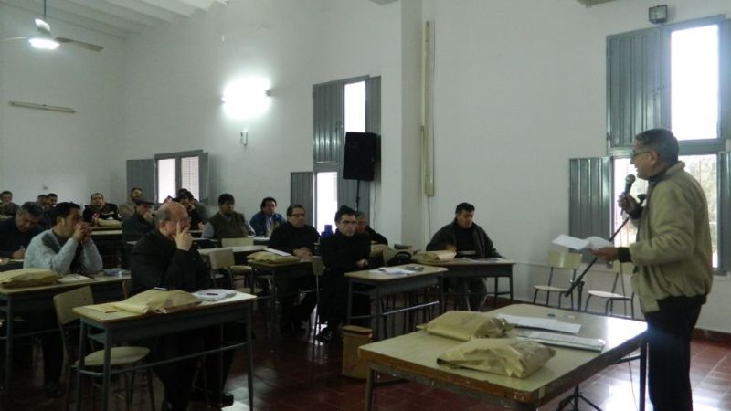 Sacerdotes de toda la diócesis participaron de los ejercicios espirituales en Emaús