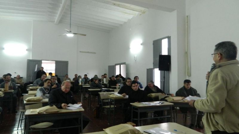 Sacerdotes de toda la diócesis participaron de los ejercicios espirituales en Emaús