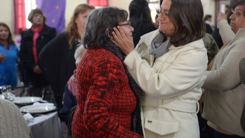Lucía visitó el Hogar de Ancianos