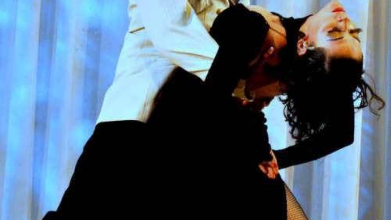 Verónica Galván y Diego Leiva llevaron el ritmo del 2 x 4 de Catamarca a Japón