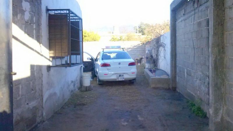 Remisero atropellado con su propio auto