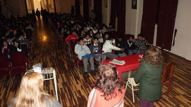 Buscan prevenir la violencia de género entre adolescentes