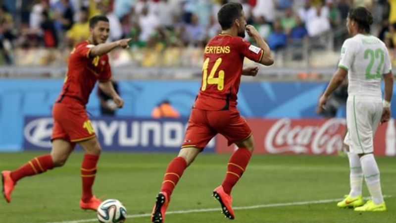 Bélgica llegó para ser sorpresa y venció con los justo a Argelia
