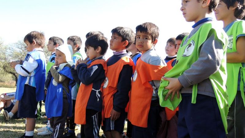 El programa “Sí a la Vida, si al Deporte”, llegó al club San Martín de El Bañado