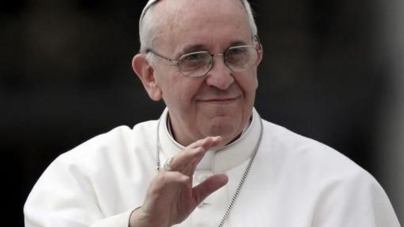 Francisco creará 20 nuevos cardenales, entre ellos el argentino Villalba