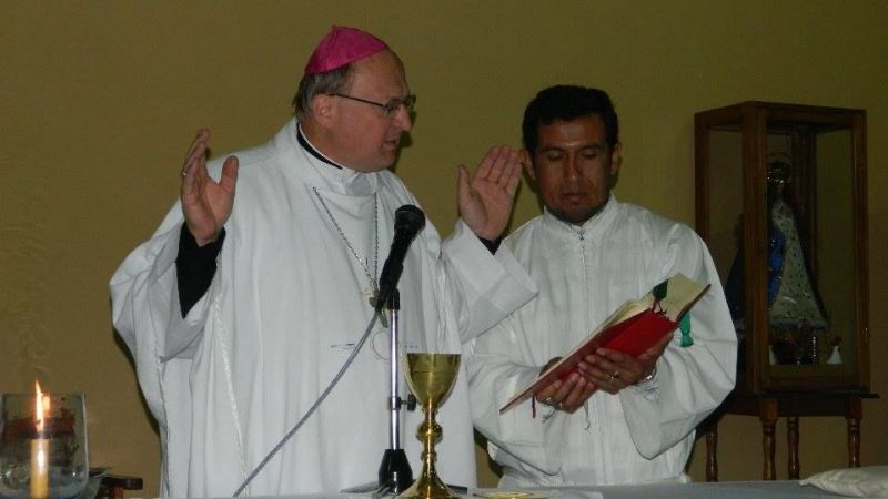 La parroquia de la Santa Cruz recibió al Obispo en el inicio de su visita pastoral