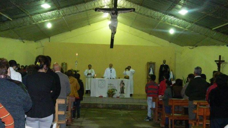 La parroquia de la Santa Cruz recibió al Obispo en el inicio de su visita pastoral