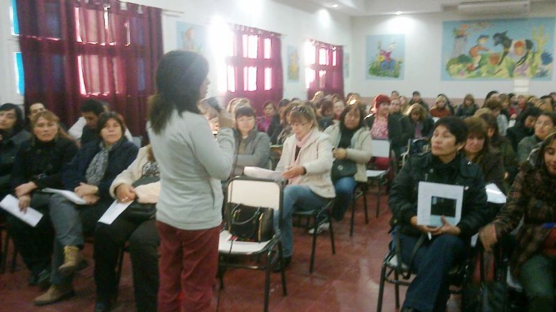 Primer Encuentro de Alfabetización Inicial Año 2014