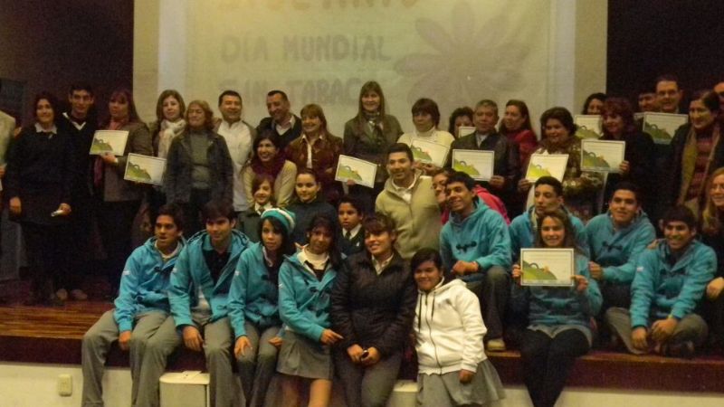 Entregaron certificados 100 % libres de humo de tabaco a instituciones