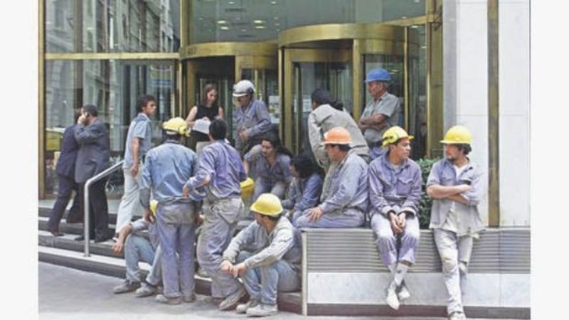 INDEC: salarios subieron casi 5% y le ganan a la inflación