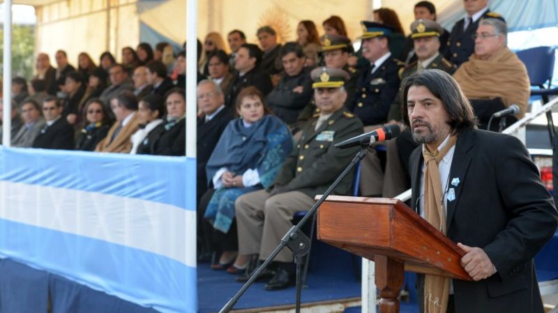 Emotivo homenaje a Belgrano en el Día de la Bandera