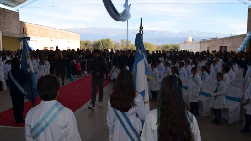 Promesa de Lealtad a la Bandera en Valle Viejo