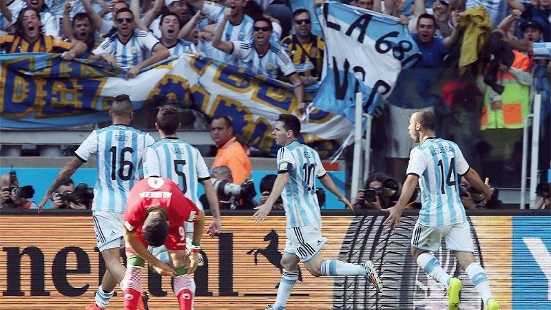 Entonces Messi frotó la lámpara y Argentina clasificó