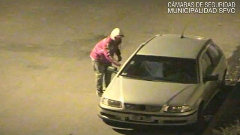 Atrapan a ladrón que fue captado por cámaras de seguridad cuando robaba