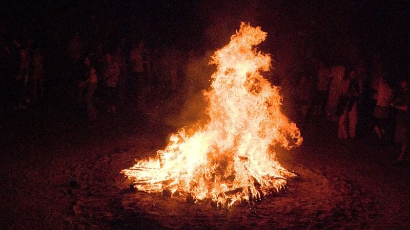 Esta noche, fogón en honor a San Juan Bautista