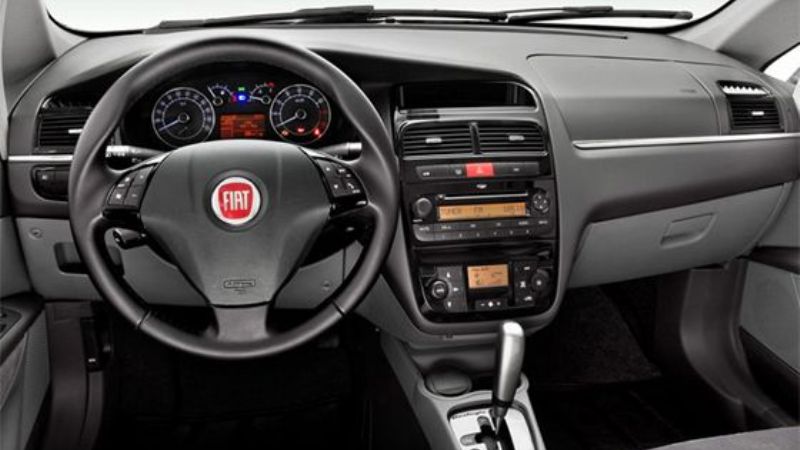 Rattazzi: El programa de créditos "sirve" y se "van a vender más autos"