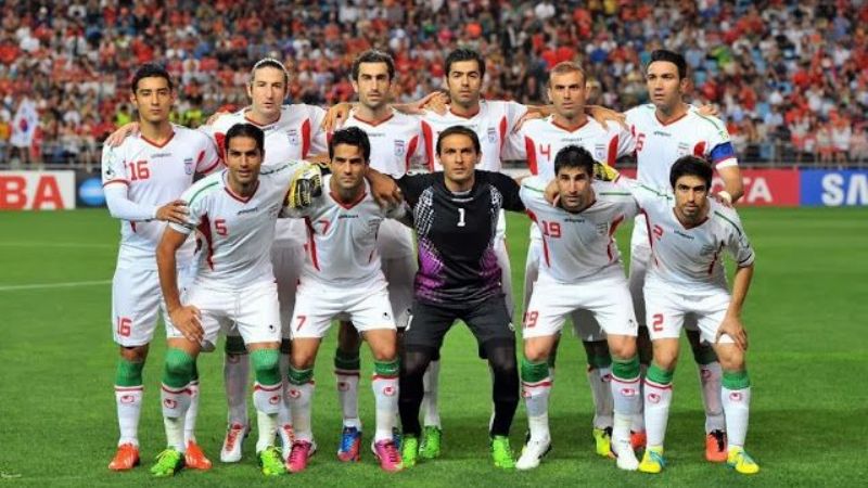 Irán tiene que ganar y esperar una mano de Argentina