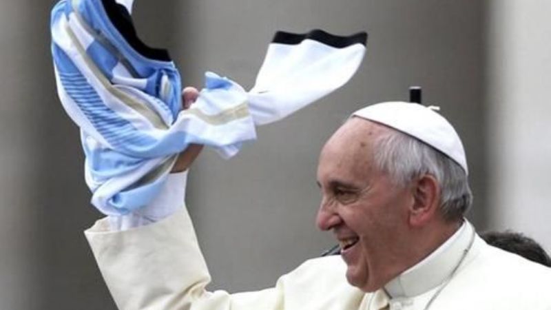 Francisco, revoleó la camiseta argentina