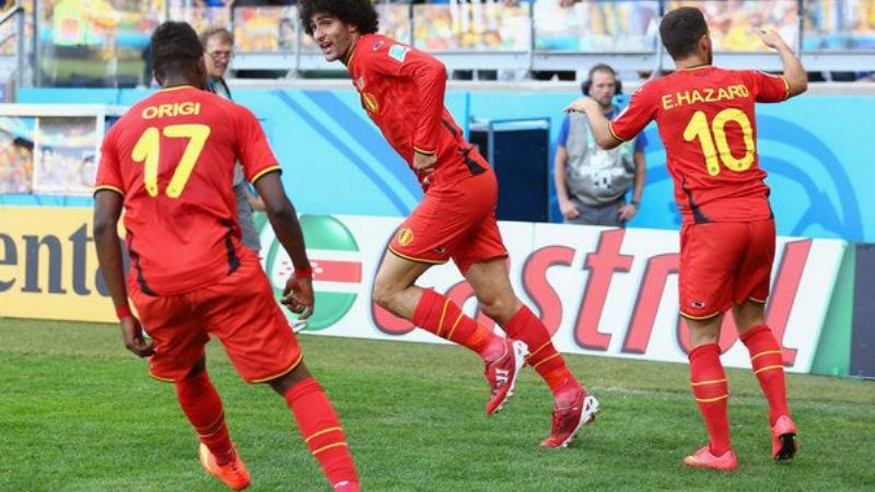 Bélgica único clasificado ante Corea, y Argelia con Rusia