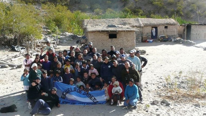 Viaje solidario de alumnos de la Escuela de Cadetes