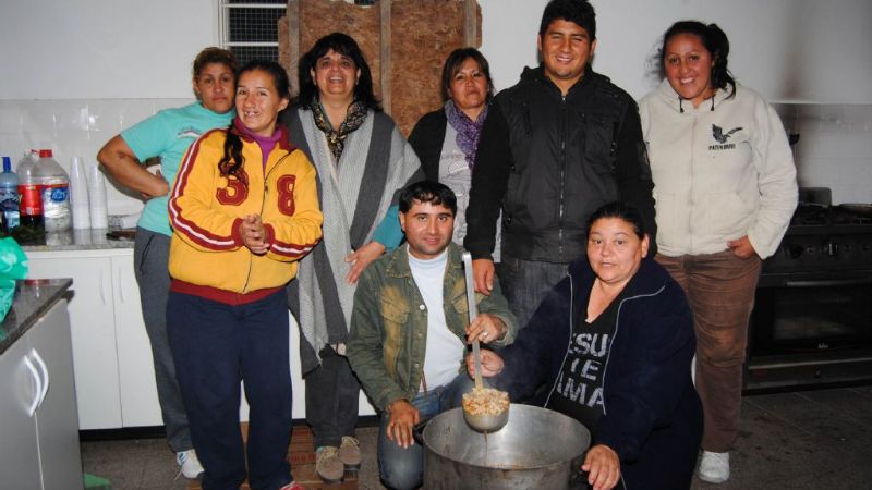 Olla solidaria en el barrio San Antonio Sur