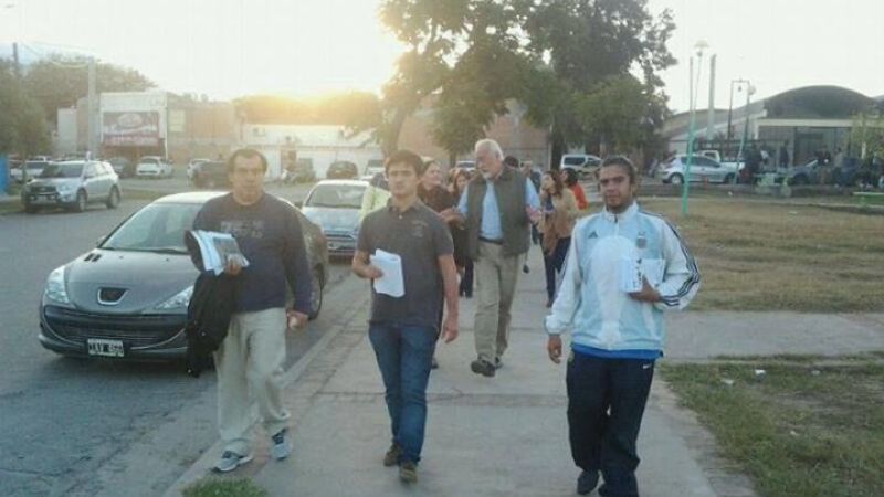 Guzmán y compañía continúan recorriendo la ciudad