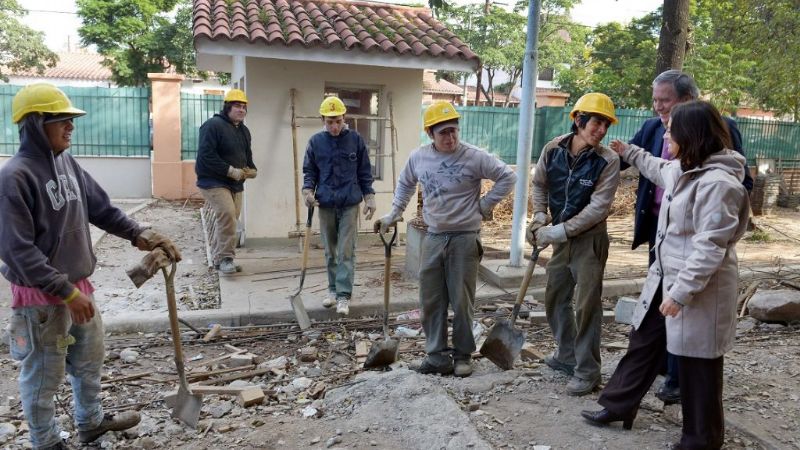 Corpacci visitó obras de ampliación del Hospital de Niños