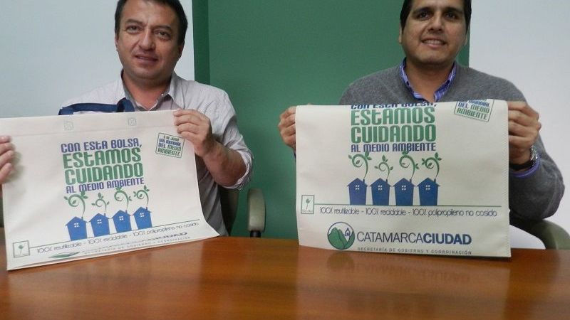 La Municipalidad lanza campaña por el uso de bolsas ecológicas