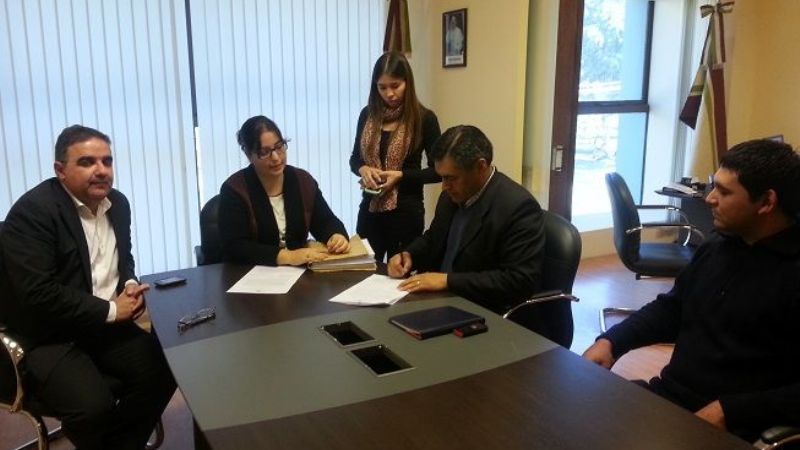 Jalil le da $450.000 en combustible a la policía provincial