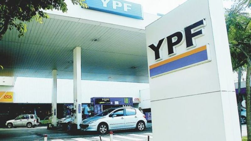 Subirá la nafta el miércoles y en marzo