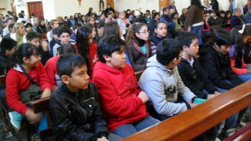 Procesión en honor a Nuestra Señora del Perpetuo Socorro