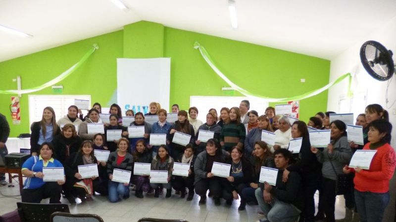 Entrega de certificados del curso de primeros auxilios