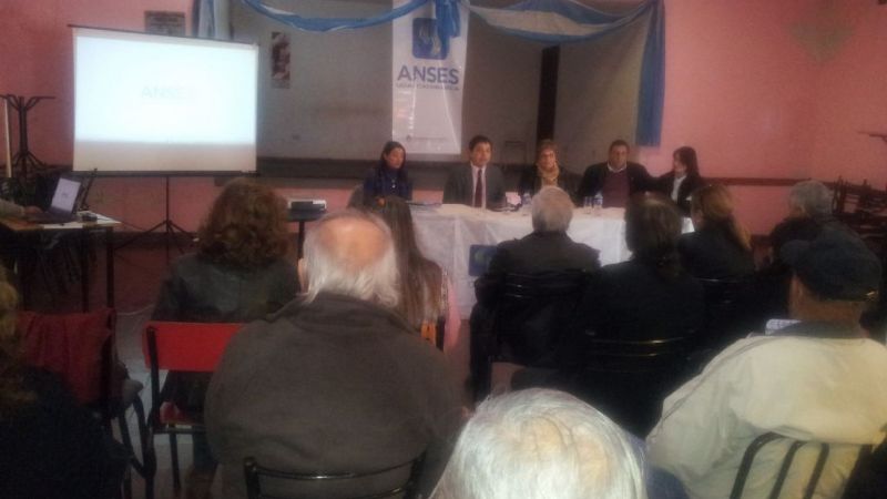 Exitosa charla de ANSES sobre la nueva ley de moratoria