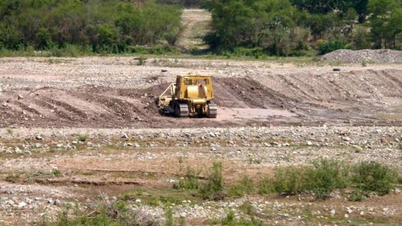 Piden defensas en ríos del interior