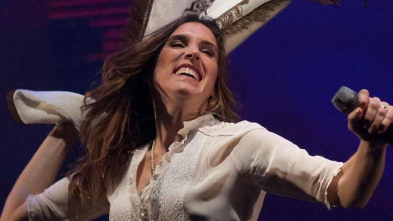 Noche de belleza, emoción, y folclore de la mano de la Sole